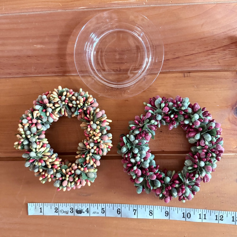Holiday Tabletop Decor Set – 2 Frosted Berry Candle Rings & Glass Pillar Holder